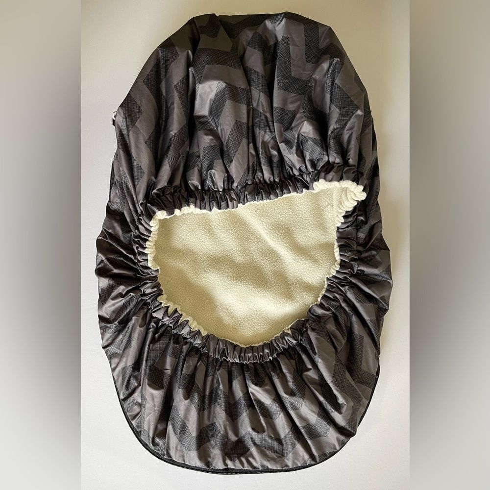SKIP*HOP Stroll and Go Car Seat Cover.